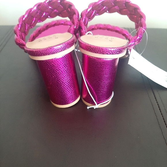 NWT- a new day Fuchsia Mules - Picture 5 of 9